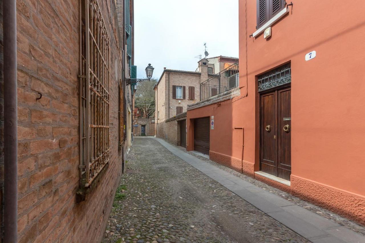 شقة Ferrara Casa Dell'Archivolto Con Garage المظهر الخارجي الصورة