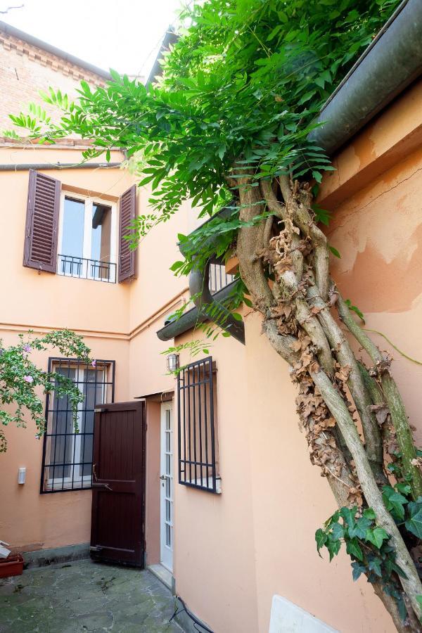 شقة Ferrara Casa Dell'Archivolto Con Garage المظهر الخارجي الصورة